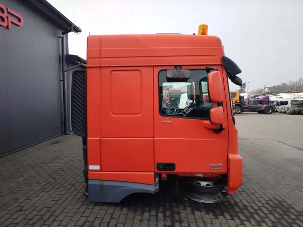 DAF XF 106 Space Cab OEM 106 - Begagnat Skick image 3