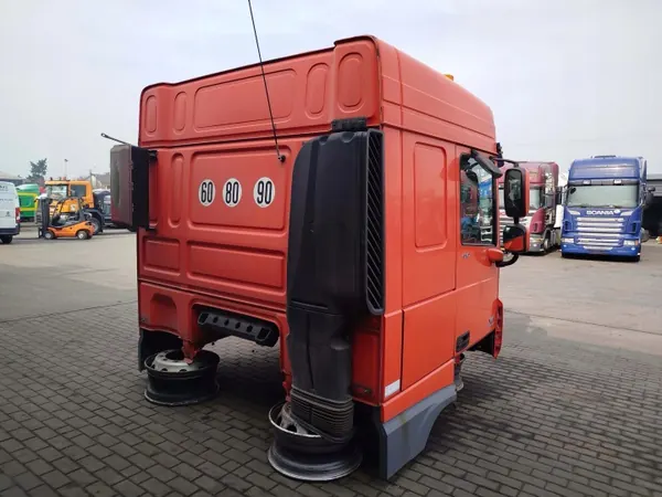 DAF XF 106 Space Cab OEM 106 - Begagnat Skick image 4
