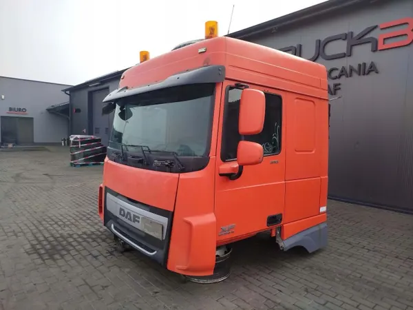 DAF XF 106 Space Cab OEM 106 - Begagnat Skick image 7