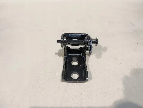 Vänster Framdörrsbeslag Citroen Jumpy III 1606475180 image 3