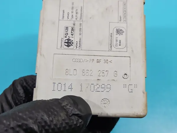 Bomba de fecho central Audi A4 B5 8L0862257G image 4