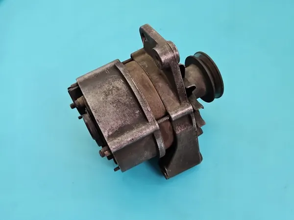 Generaattori Audi 80 B3 1.8 026903015A image 3