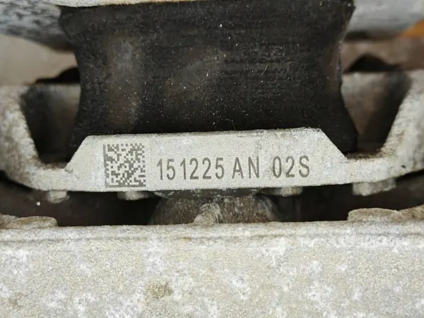 Support de Boîte Audi OE OEM 8W0399262AE - Occasion image 7