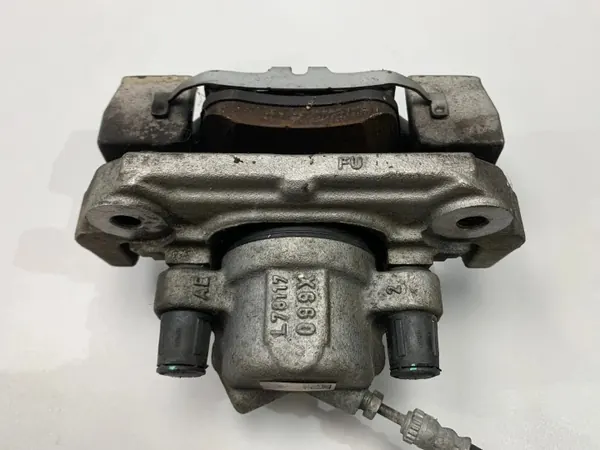 BMW G20 G22 Fram höger bromsok OEM 6895222 image 5
