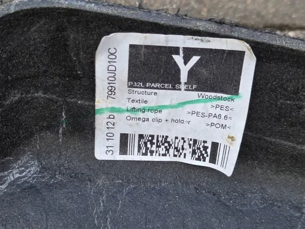 Nissan Qashqai J10 tavaratilan hylly OEM 79910JD10C image 8