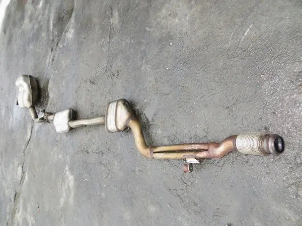 Silenciador de Escape Mercedes OEM 188/142 para W205 2.0 CGI image 4