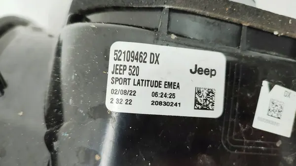 Luz trasera derecha Jeep Renegade image 5