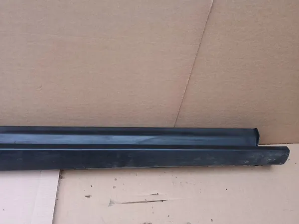 Garniture de marche droite Ford Focus MK4 - Pièce OEM image 3
