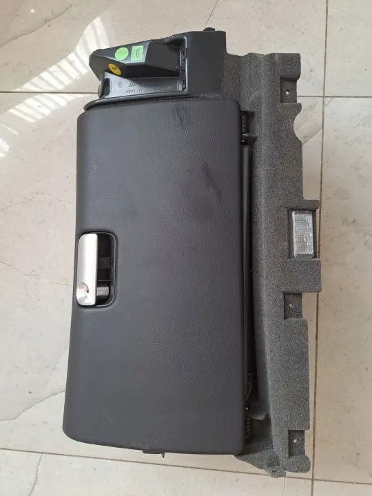 Compartiment d'étagère Porsche 911 997 OEM 99755244401 image 2