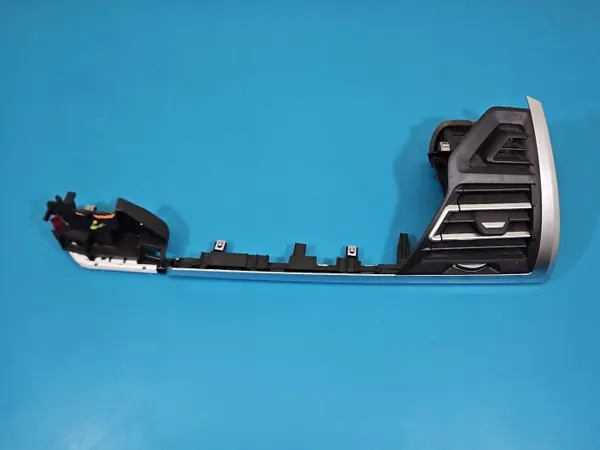 BMW Ventilationsgallret OEM 5A3BB17 för iX3 G08 image 4