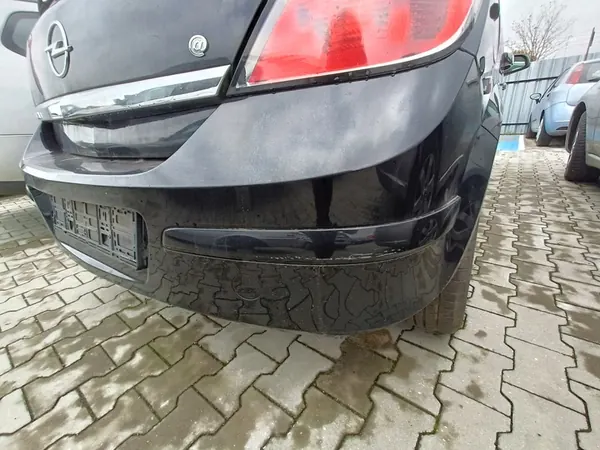 Paraurti posteriore Opel Astra H image 2