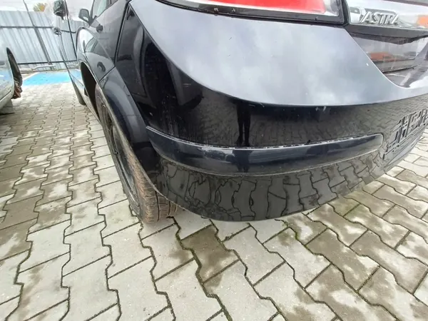 Paraurti posteriore Opel Astra H image 3