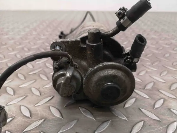 Polttoainesuodattimen Kotelo Subaru Outback 2.0L 42072AJ130 image 6