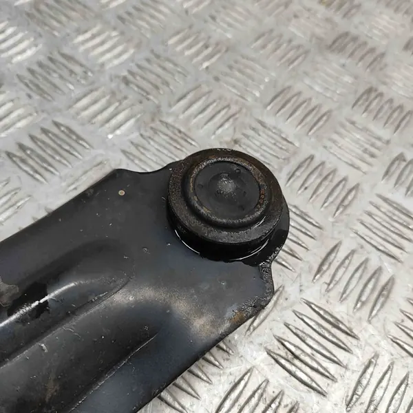 Braccio sospensione anteriore destro Renault Clio IV 2013 OEM image 6