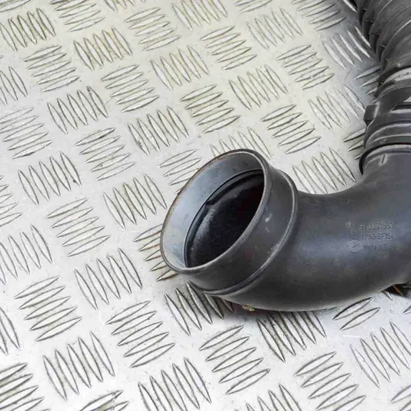 Maserati Quattroporte 2014 Luftansaugrohr 670002453 image 5