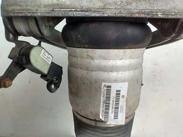 Mola pneumática dianteira esquerda Audi Q7 OEM 7L8616039D image 9
