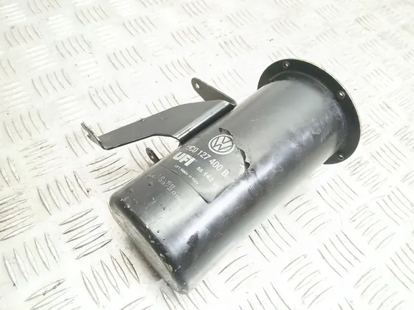 SEAT ALTEA 04-08 1.9 TDI Polttoainesuodattimen Kotelo 3C0127400B image 3