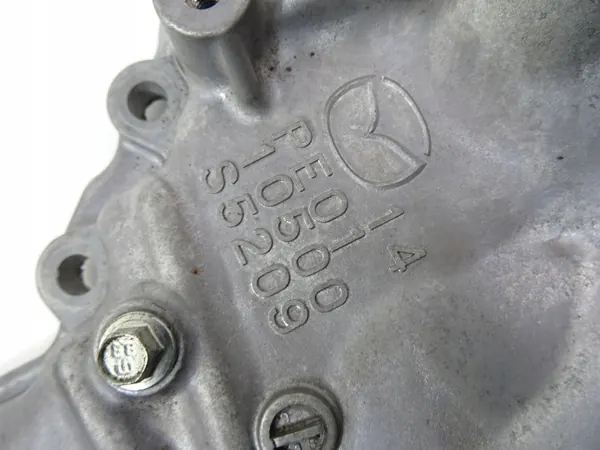 Mazda CX-3 2.0 Benzine Distributiedeksel OEM PE0110500 image 3