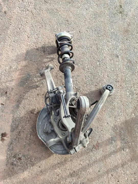 Audi OE 8W0407560 Mozzo di sterzo image 2