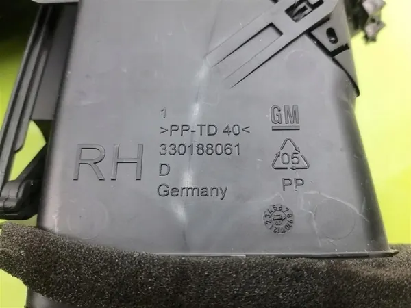 OEM 330188061 Entradas de ar consola Opel Zafira C image 3