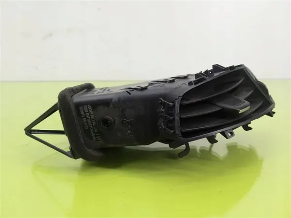 OEM 330188061 Entradas de ar consola Opel Zafira C image 5