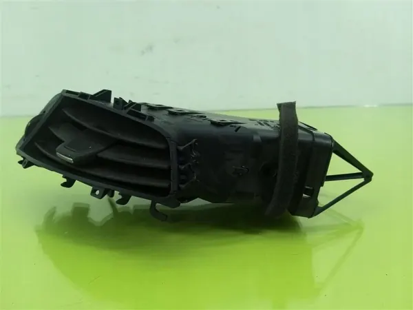 OEM 330188061 Entradas de ar consola Opel Zafira C image 9