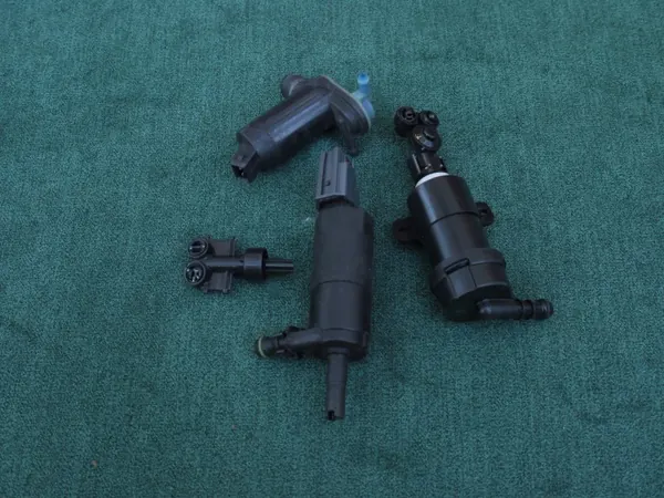 Bomba sensor OEM 4G43-01-10305 para Aston Martin image 2