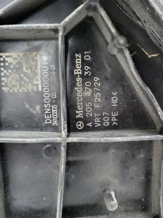 Réservoir AdBlue Mercedes Classe C W205 A2054703901 image 2