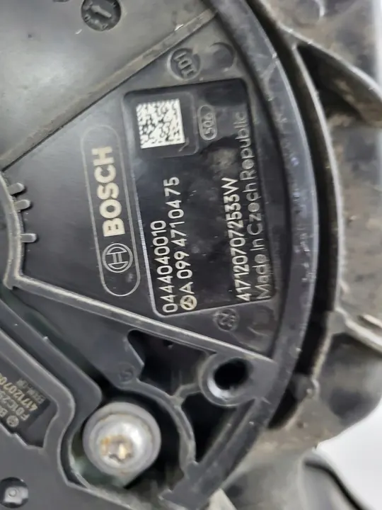 Réservoir AdBlue Mercedes Classe C W205 A2054703901 image 3