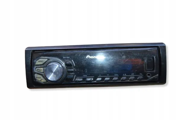 Panel Radio CD/DVD OEM 10R040449 para VW Golf IV image 2