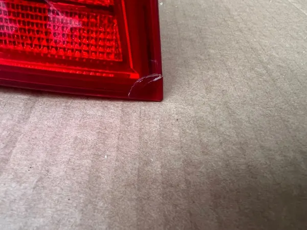 Luz trasera izquierda Audi A8 4E0945095H image 7