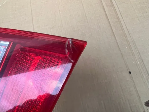 Luz trasera izquierda Audi A8 4E0945095H image 8