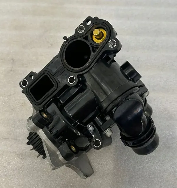 VW Audi Vattenpump 1.8 2.0 TSI image 5