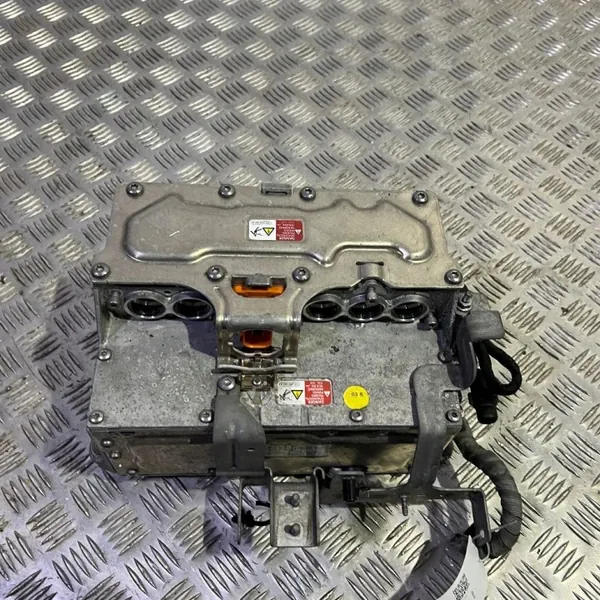Spänningsomvandlare Cupra Formentor OEM 12E010001B image 2