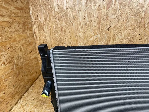 Conjunto de Radiador de Agua BMW F39 F40 F45 F48 MINI 7617639 image 10