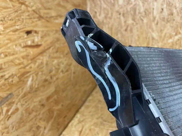 Conjunto de Radiador de Agua BMW F39 F40 F45 F48 MINI 7617639 image 4