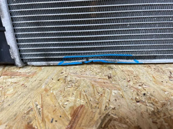 Conjunto de Radiador de Agua BMW F39 F40 F45 F48 MINI 7617639 image 7