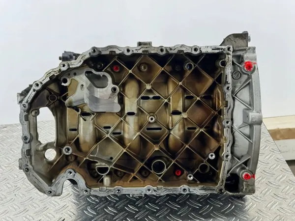 Begagnad Audi motorblock OEM 06H103011AP image 7