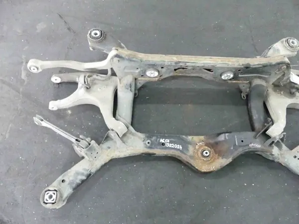 Trave posteriore Audi A6 C7 Quattro image 8