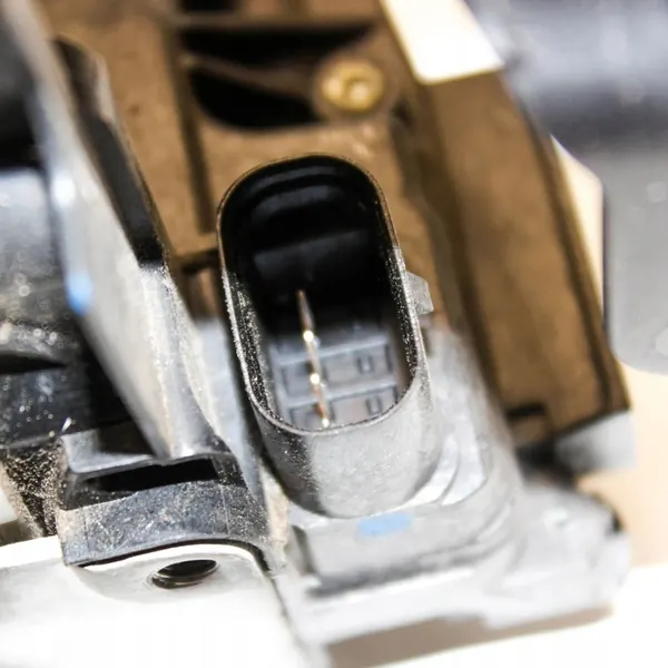 Höger bakdörrlås Mercedes-Benz C W205 2015 A0997303800 image 5