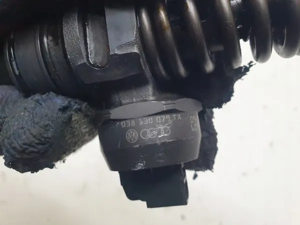 Inyector OEM 03813073XT para VW Audi Skoda 1.9 TDI image 5