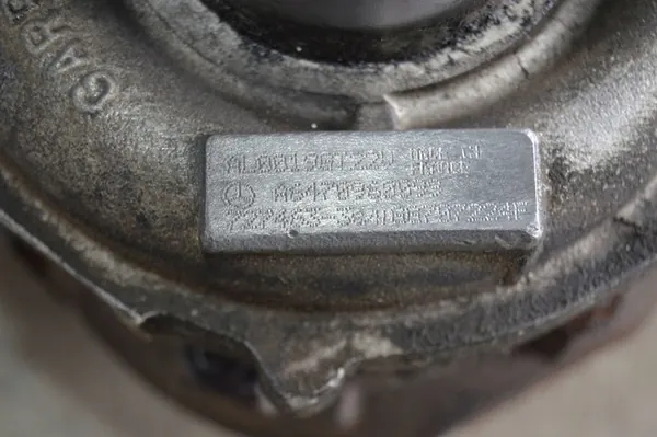 Turbo Mercedes E-Class W211 W203 W163 2.7 CDI A6470960099 image 3