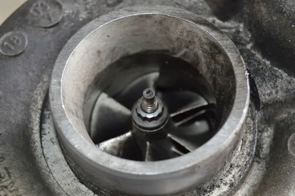 Turbo Mercedes E-Class W211 W203 W163 2.7 CDI A6470960099 image 4