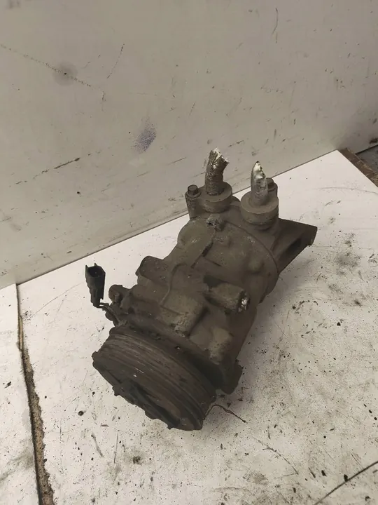 Compresseur de climatisation FORD TRANSIT 2.2L diesel image 2