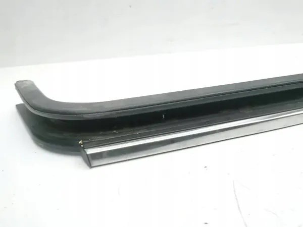 Guide de vitre Chrysler OEM 30100576 - Occasion image 6