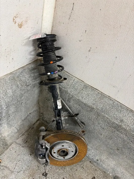 OEM 9837110780 Mangueta de Dirección Izquierda image 2
