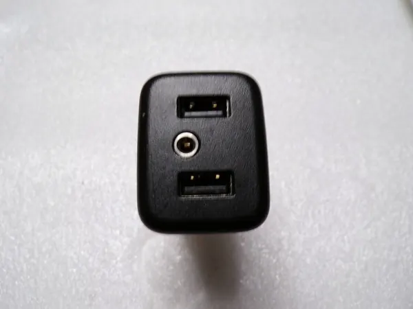 Opel Mokka B USB/AUX-pistorasia OEM 13519224 image 2