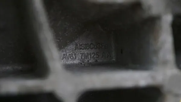 Ford OE Växellådsfäste AV61-7M125-AA Begagnad image 4