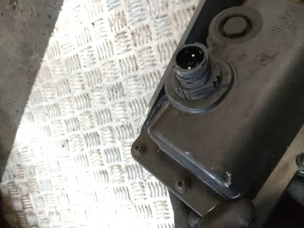 Pompe AdBlue Mercedes-Benz OE A0001402778 image 2