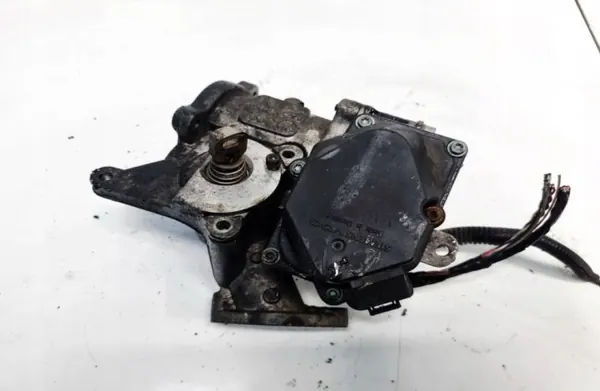 EGR-venttiili OEM 03G129637A Skoda Fabia 1.4L image 3